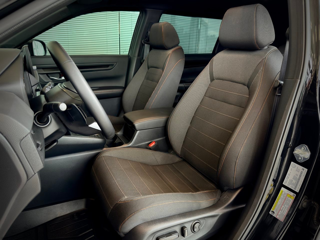 2026 Honda CR-V Hybrid Black Notre-Dame-des-Prairies - photo #15