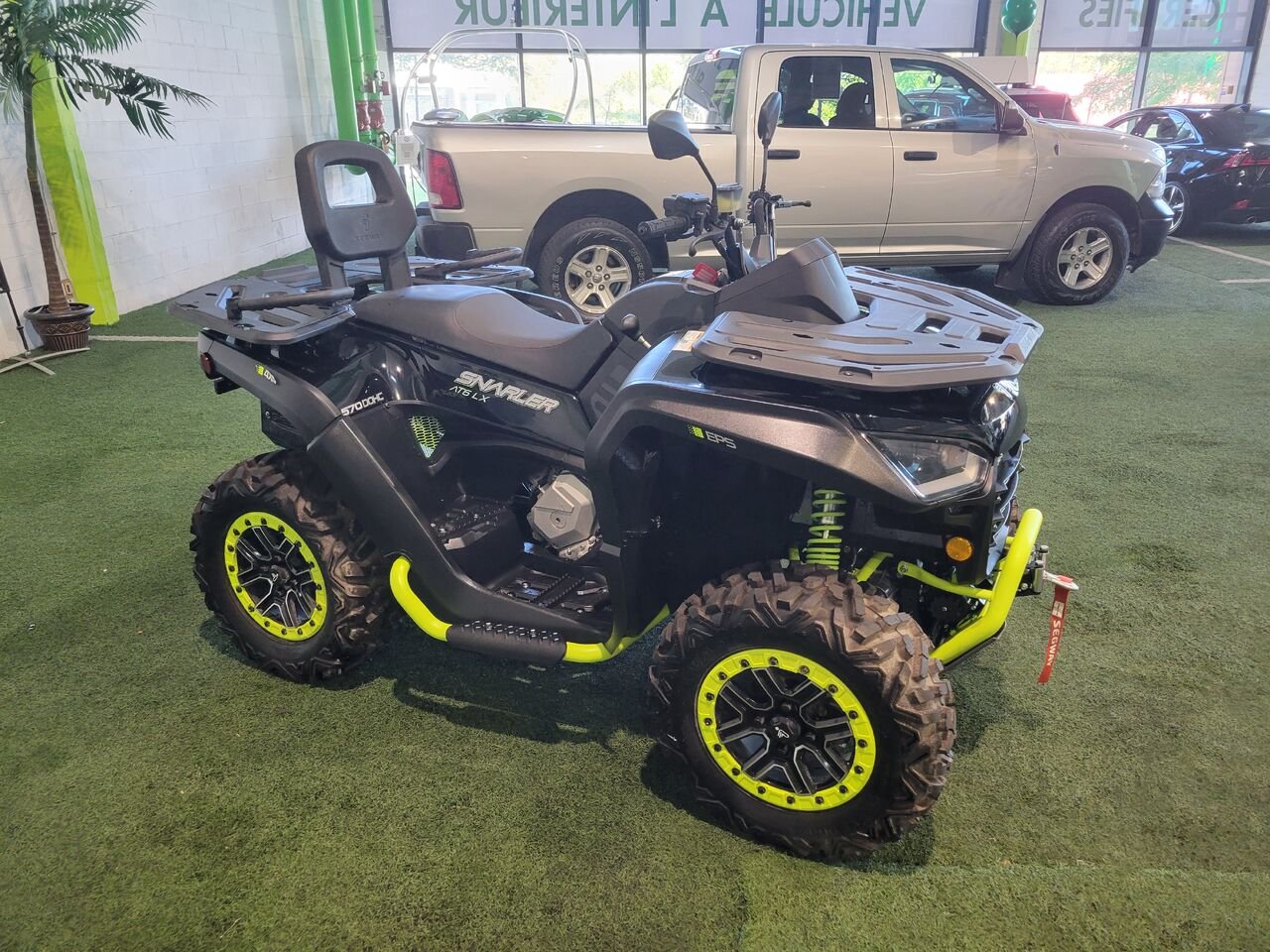 2023 Segway Snarler Black  - photo #10