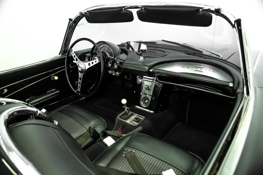 Chevrolet Corvette 1962 Noir Montréal - photo #15
