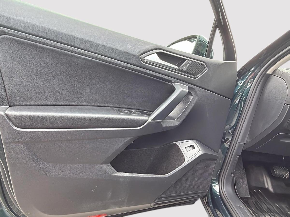 2020 Volkswagen Tiguan Green Rouyn-Noranda - photo #10