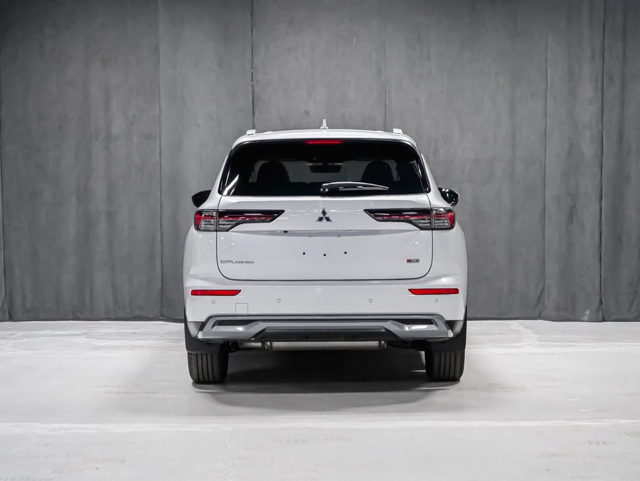Mitsubishi Outlander LE 2026 Blanc diamant