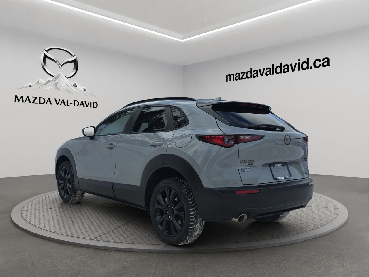 2026 Mazda CX-30 GT turbo, awd, toit ouvrant, Écran 360 degré, Navigation, chargeur sans fil pour cellulaire Aero Grey Metallic Val-David - photo #16