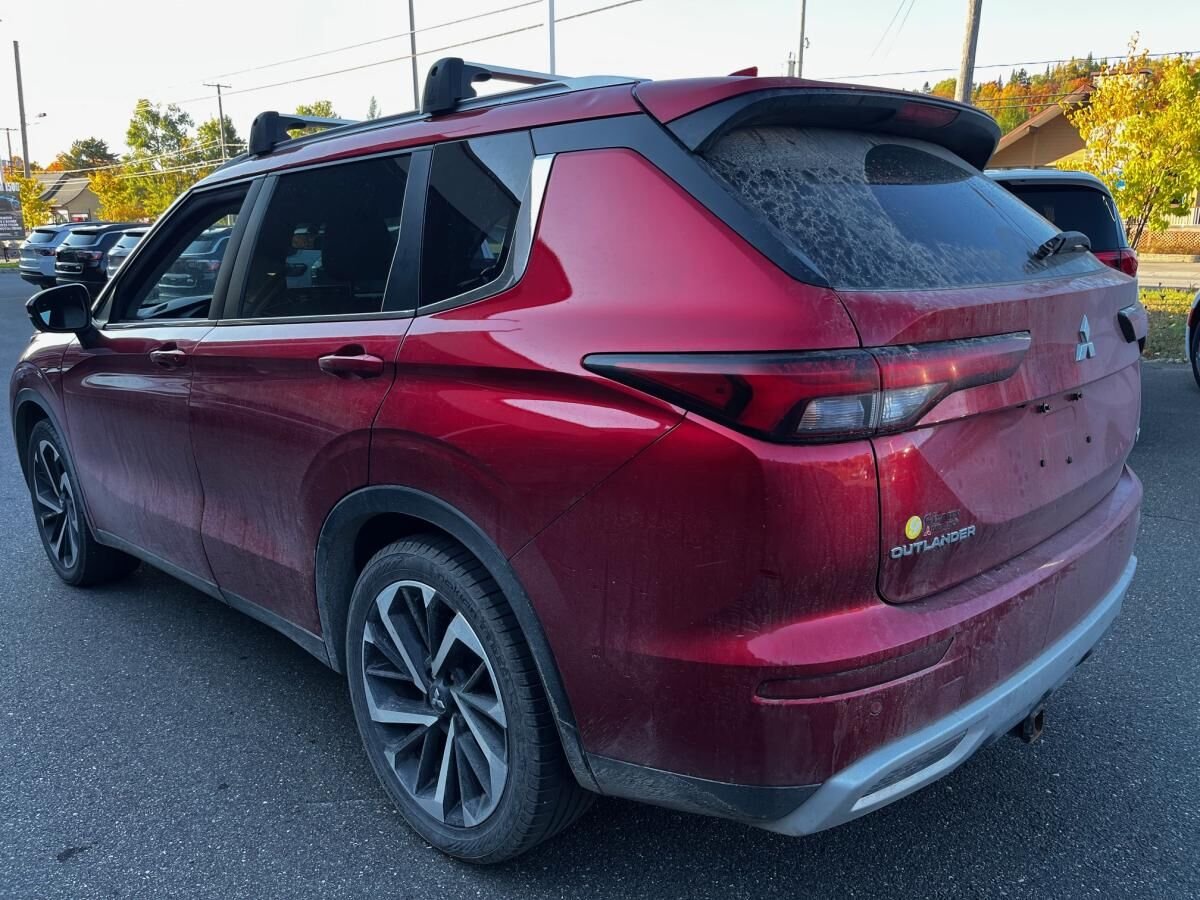 Mitsubishi Outlander 2022 Rouge Sainte-Agathe-des-Monts - photo #2