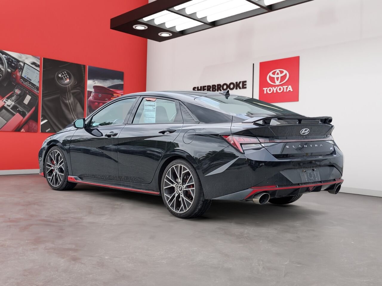 Hyundai Elantra N N/SIÈGES CHAUFFANTS/SIÈGES EN CUIR/AC/TOIT OUVRANT 2023 Noir Sherbrooke - photo #1
