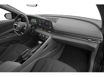 Hyundai Elantra Essential
