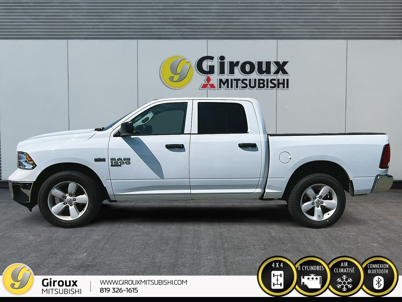 2022 RAM 1500 CLASSIC White Sainte-Agathe-des-Monts - photo #4