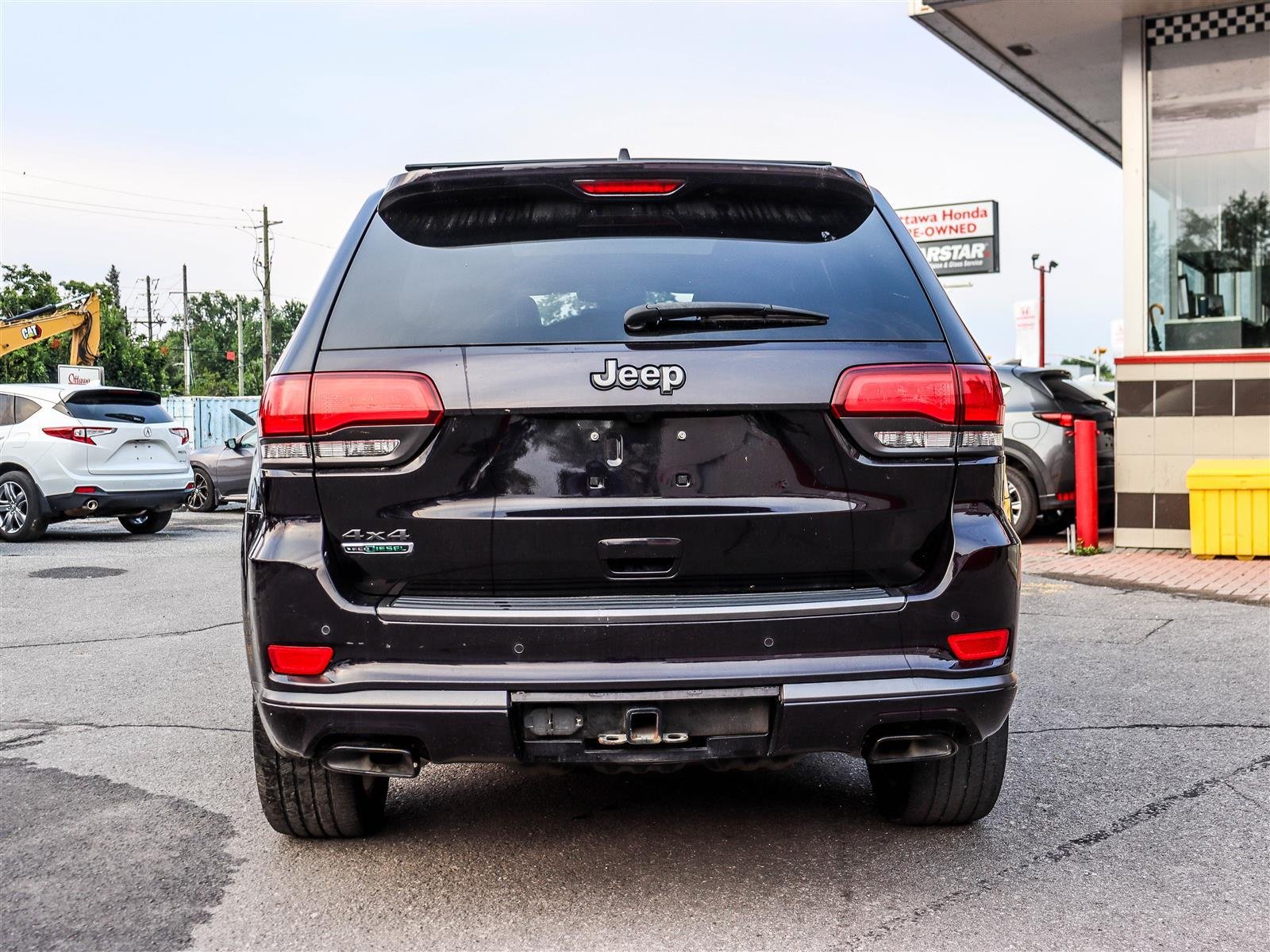 Jeep Grand Cherokee Overland 2018 Black Ottawa & Gatineau - photo #3