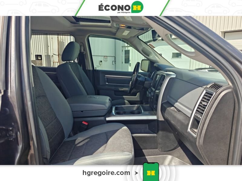 2020 Ram 1500 Grey Laval - photo #16