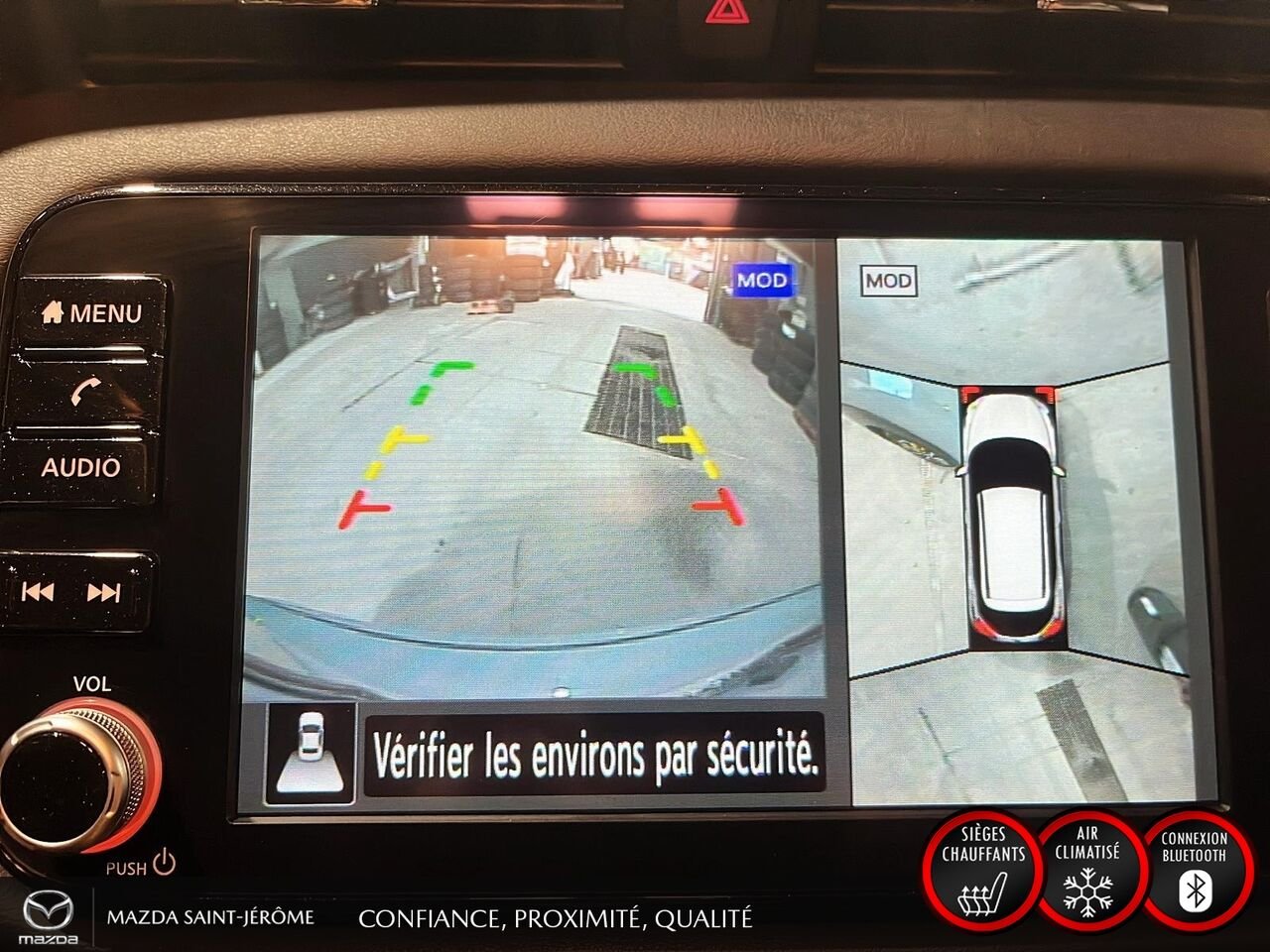 Nissan Kicks SR | DÉMARREUR À DISTANCE | AIDE AU STATIONNEMENT | MAGS NOIR 2023 Gris Saint-Jérôme - photo #19