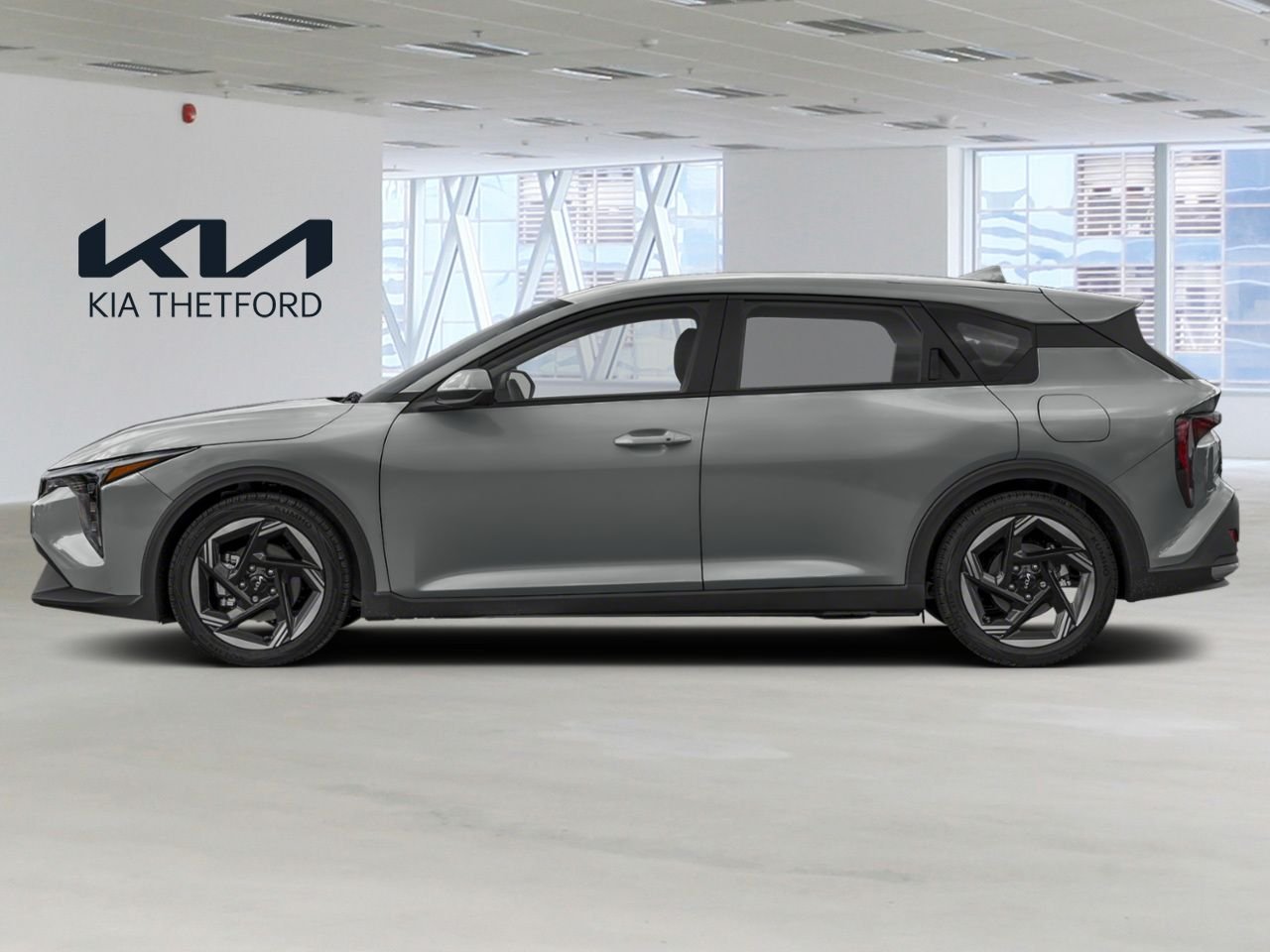 Kia K4 à hayon 2026 Gris acier Thetford Mines - photo #1