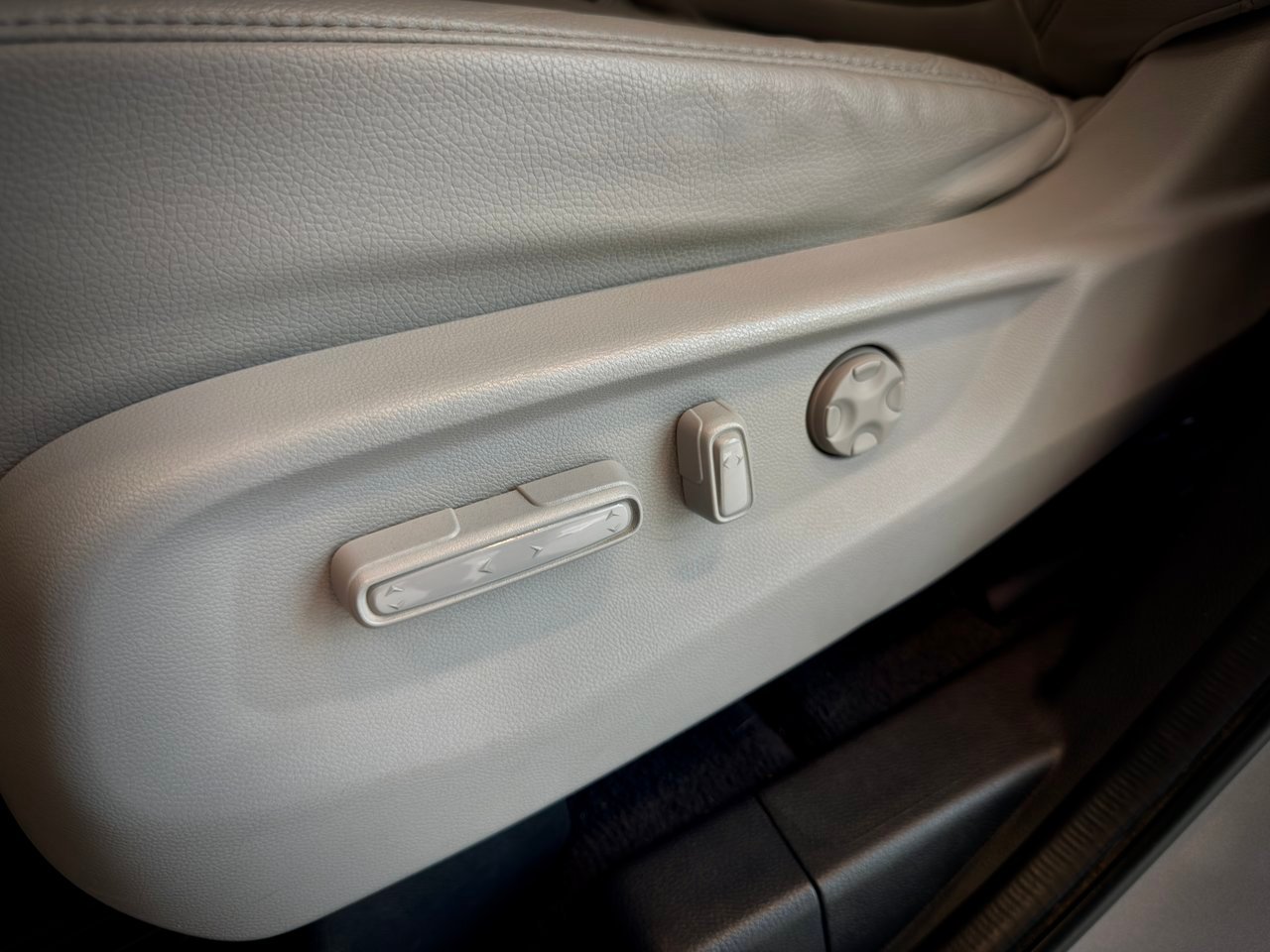 2019 Honda Odyssey Silver Notre-Dame-des-Prairies - photo #26