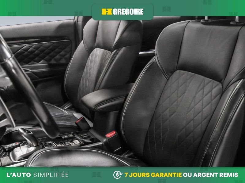 Mitsubishi Outlander PHEV 2020 Gris Laval - photo #13