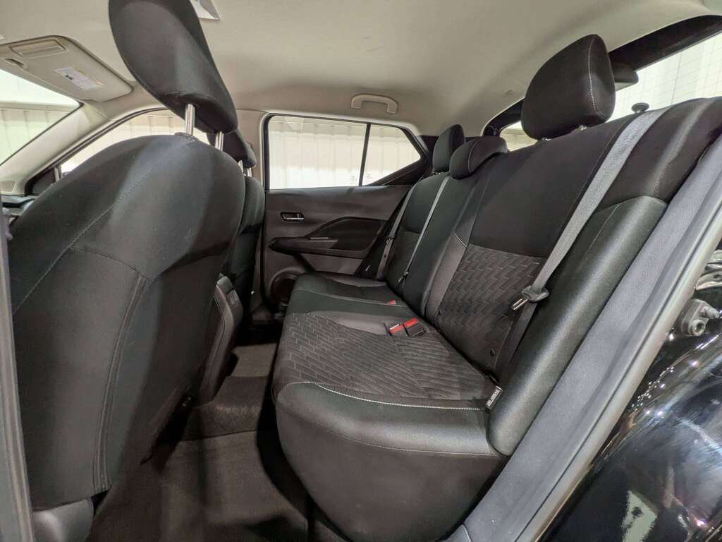 2024 Nissan Kicks SV FWD Black Val-David - photo #10