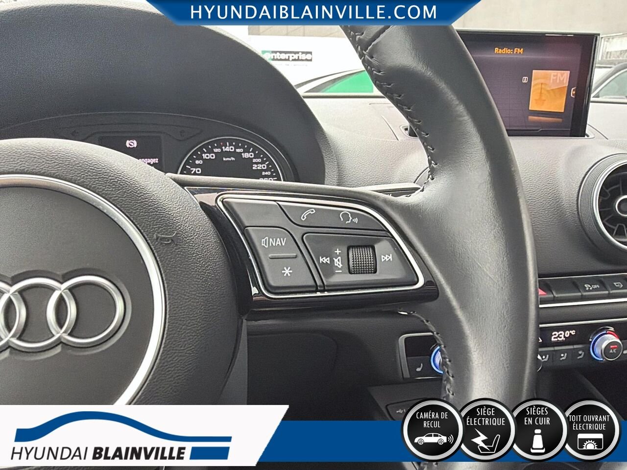 Audi A3 berline 2019 Bleu Blainville - photo #14