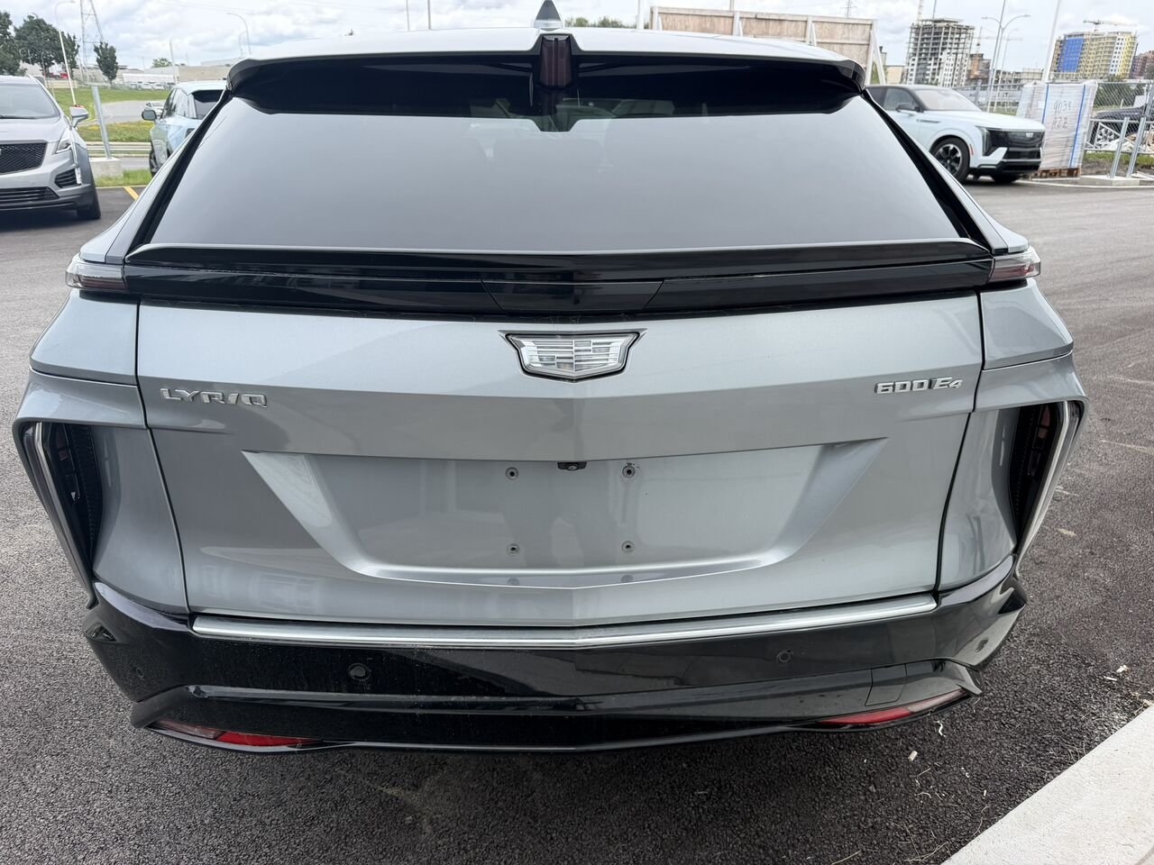 2024 Cadillac LYRIQ Tech AWD FINANCEMENT À PARTIR 0.99% Grey Laval - photo #9