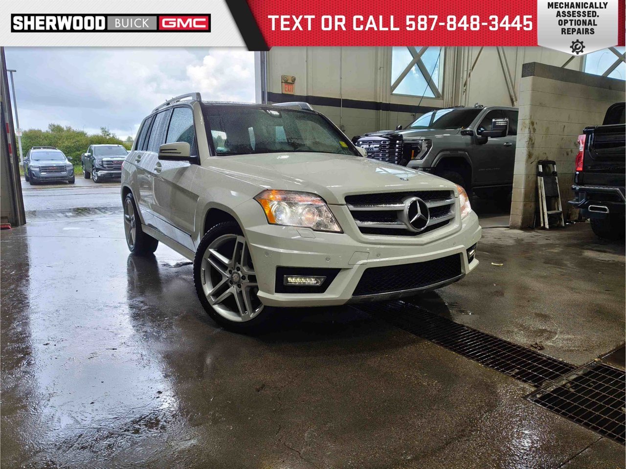 2012 Mercedes-Benz GLK-Class 4MATIC 4dr GLK 350 White Sherwood Park - photo #0