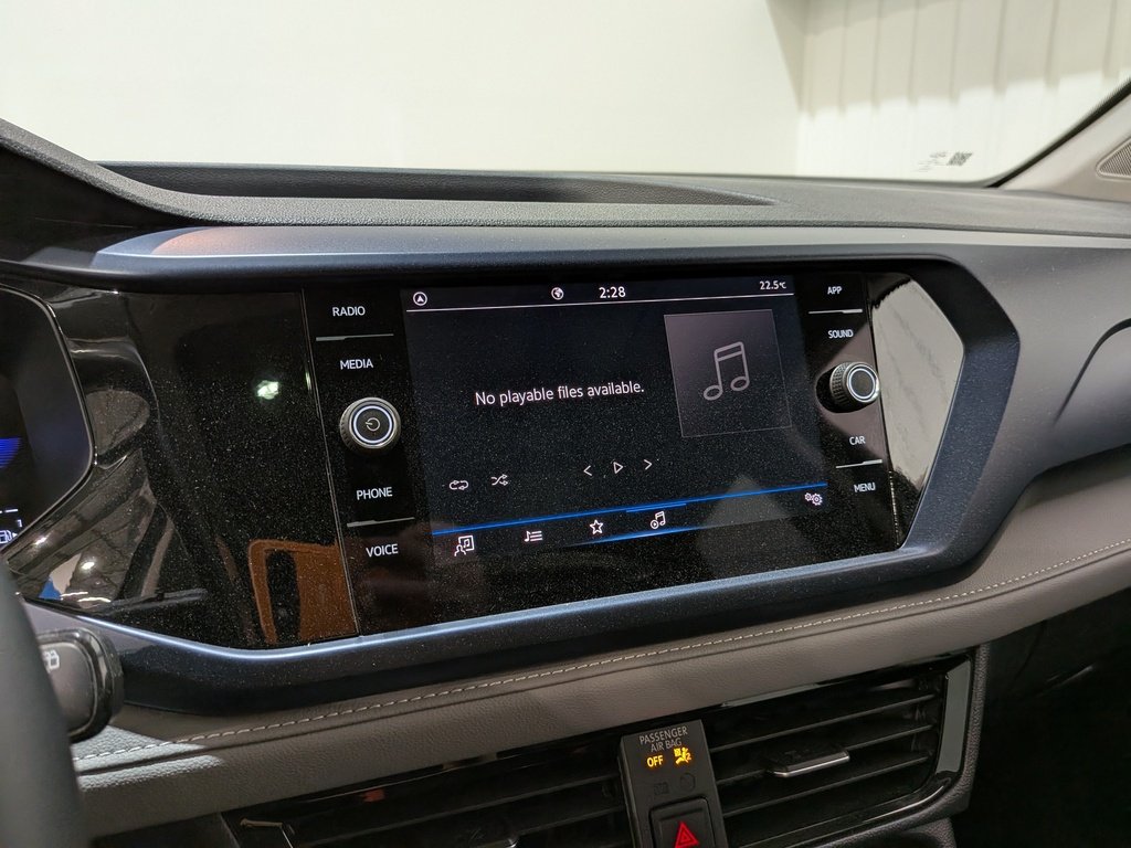 Volkswagen Taos Comfortline FWD 2024 Gris Val-David - photo #15
