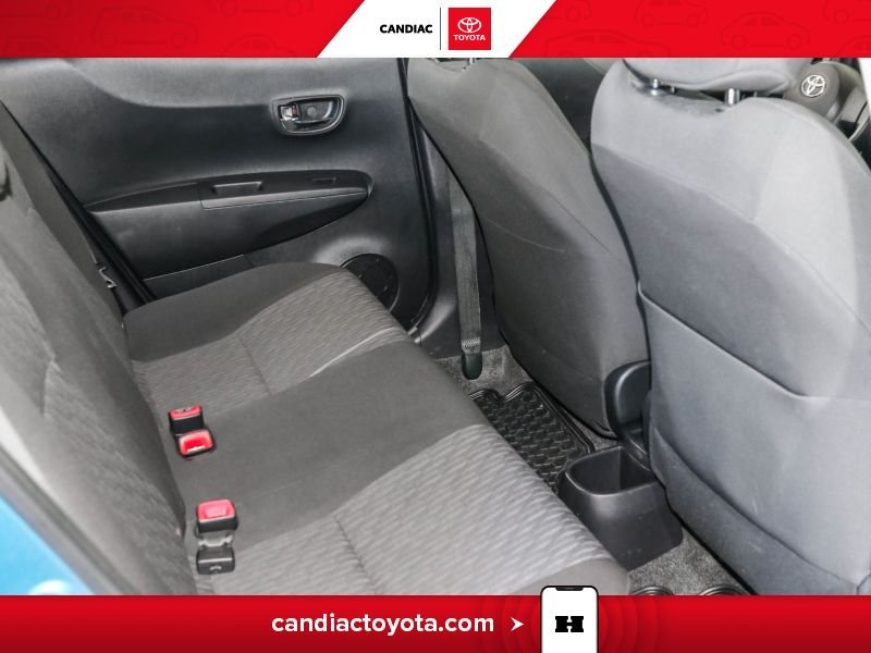 2014 Toyota Yaris Green Blainville - photo #26