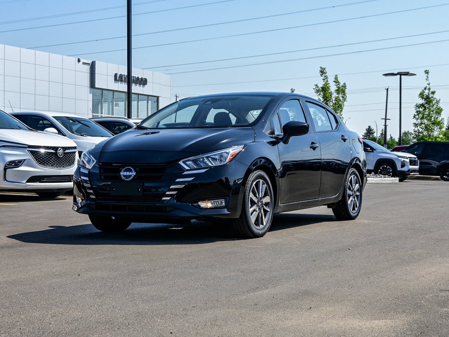 2025 Nissan Versa 2025 Black
