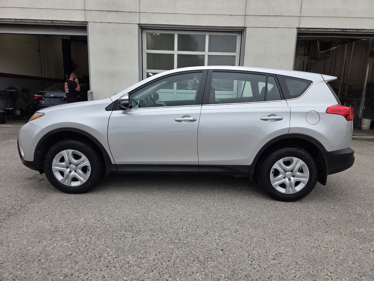 Toyota RAV4 2015 Argent Mont-Laurier - photo #8