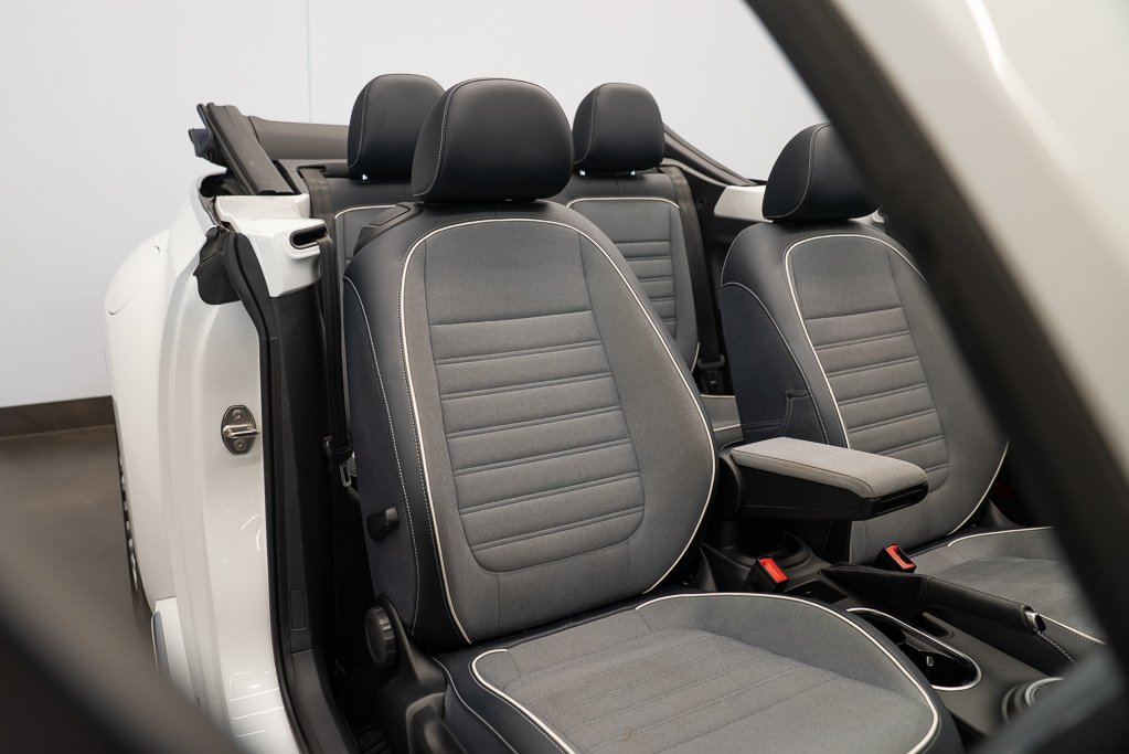 2016 Volkswagen Beetle Denim Edition White Kirkland - photo #27