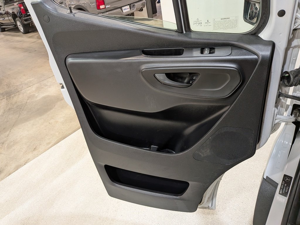 Mercedes-Benz Sprinter Van 2500 High Roof V6 144" 2020 Blanc Val-David - photo #24