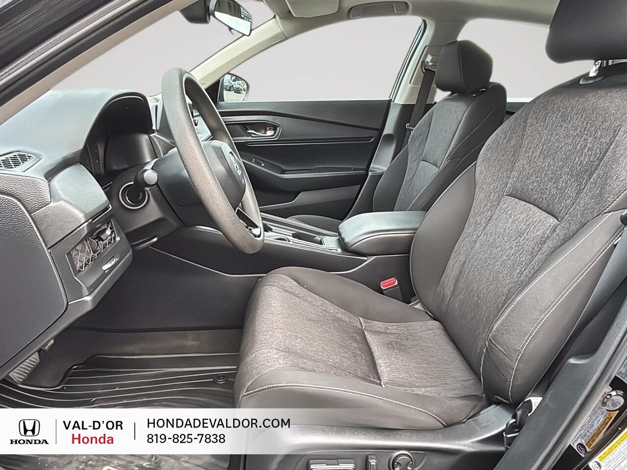 2023 Honda Berline Accord EX Black Val-d'Or - photo #6