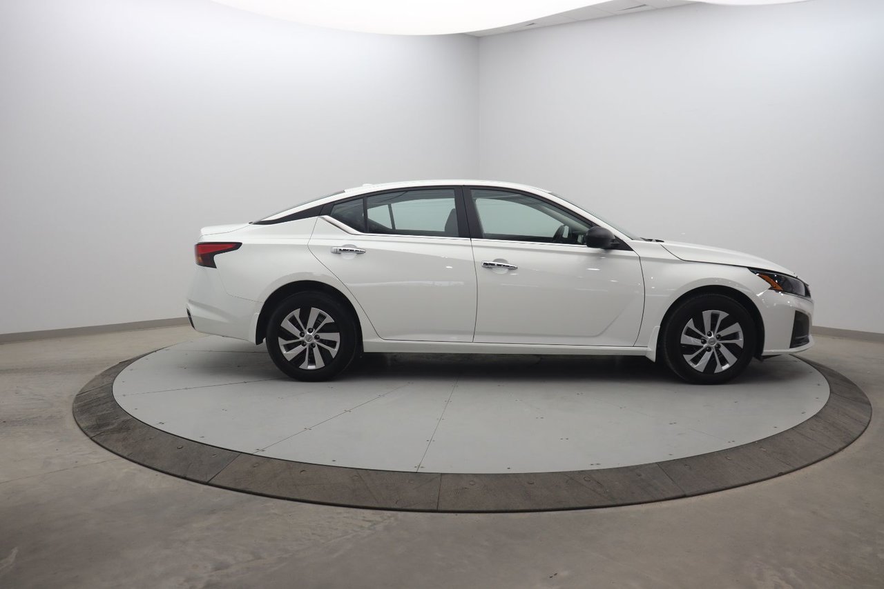 Nissan Altima NIV 1N4BL4BW6RN309907 2024 Blanc Chicoutimi - photo #2