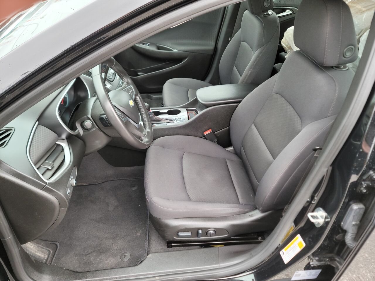 2022 CHEVROLET MALIBU RS RS berline 4 portes Black Ottawa & Gatineau - photo #9