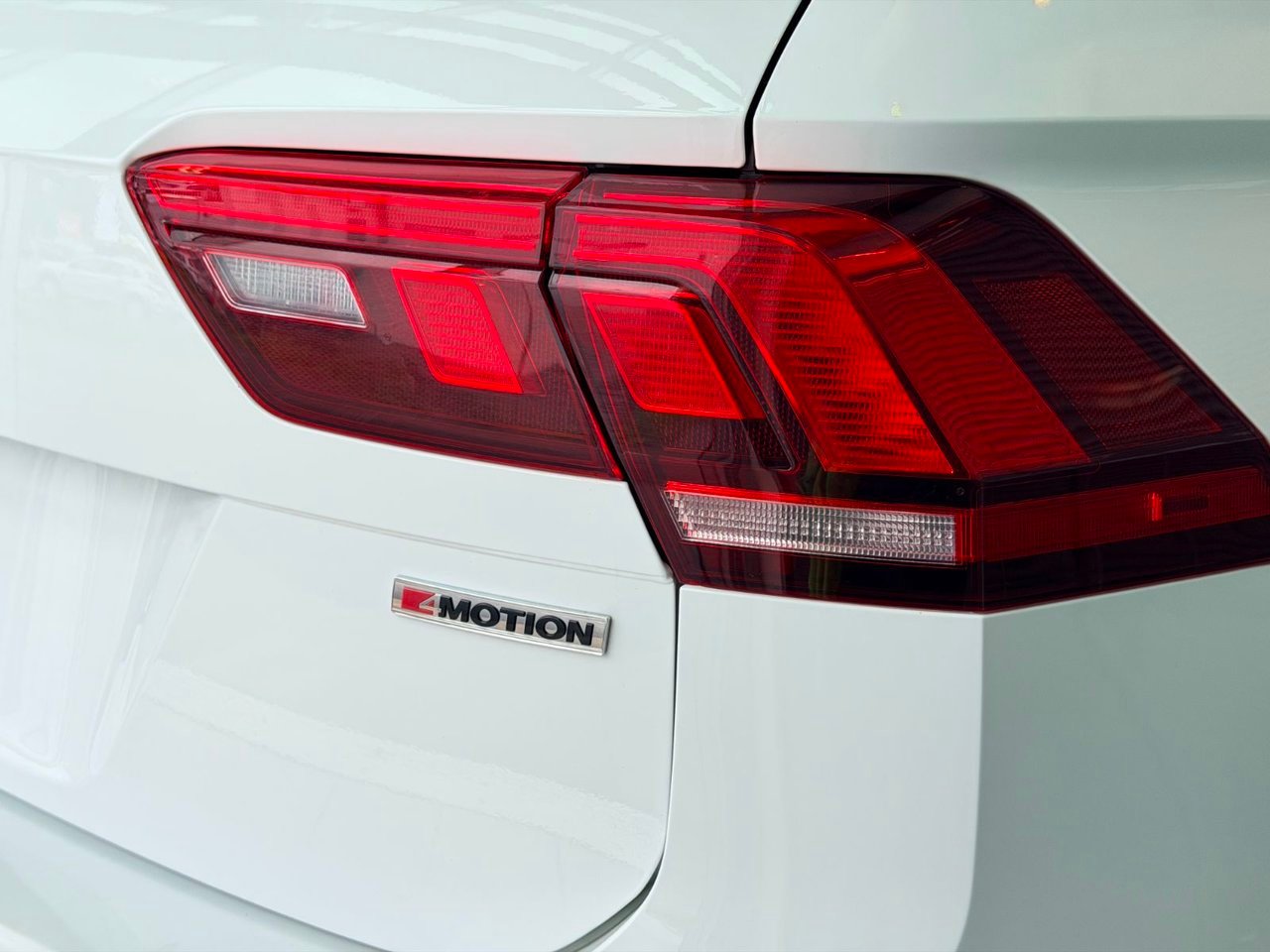 Volkswagen Tiguan 2021 Blanc Notre-Dame-des-Prairies - photo #9