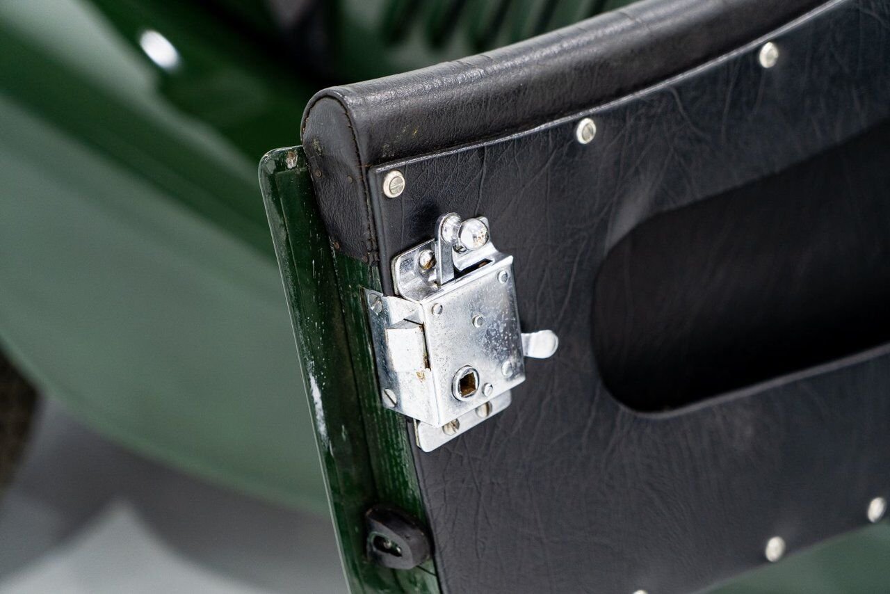 1970 Morgan Plus 8 Unrestored with only 7137km (4435miles) | PRIX EN USD Green Montreal - photo #90
