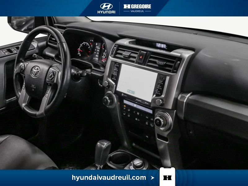 2020 Toyota 4Runner Grey Saint-Eustache - photo #32