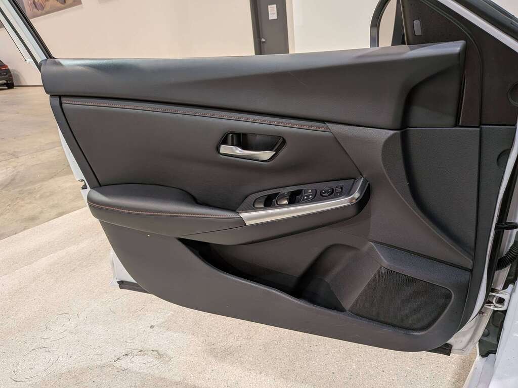 Nissan Sentra SR Manual 2024 Blanc Val-David - photo #31