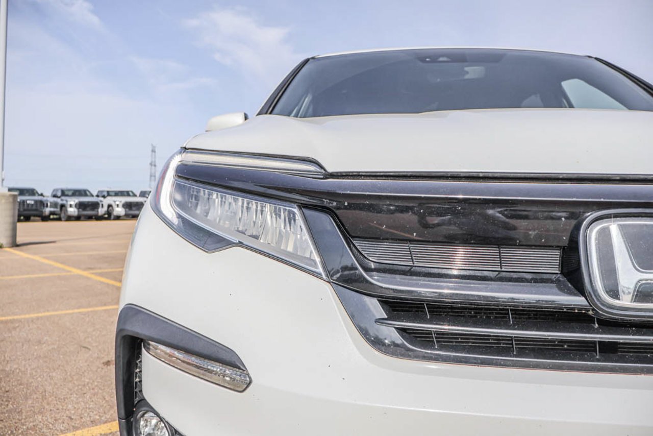 2022 Honda Pilot Black Edition AWD White Sherwood Park - photo #10