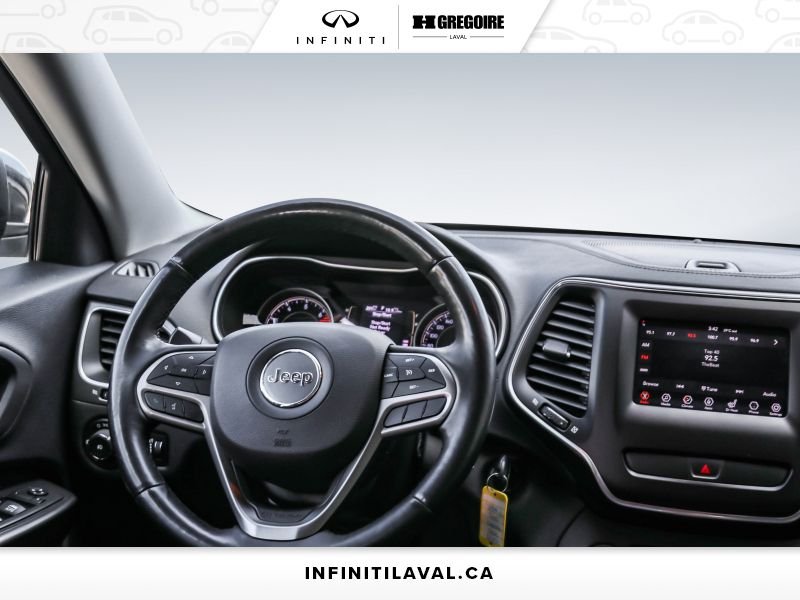 2019 Jeep Cherokee Laval - photo #21