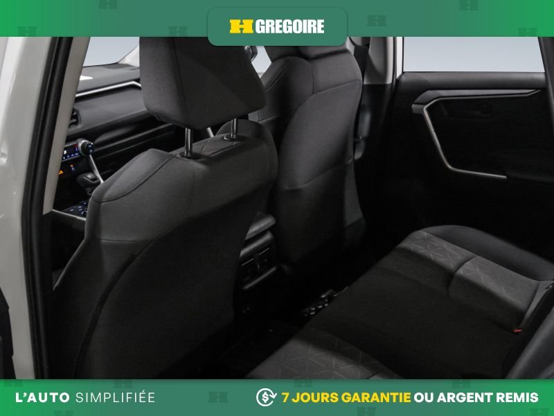 2022 Toyota Rav 4 White Saint-Eustache - photo #22