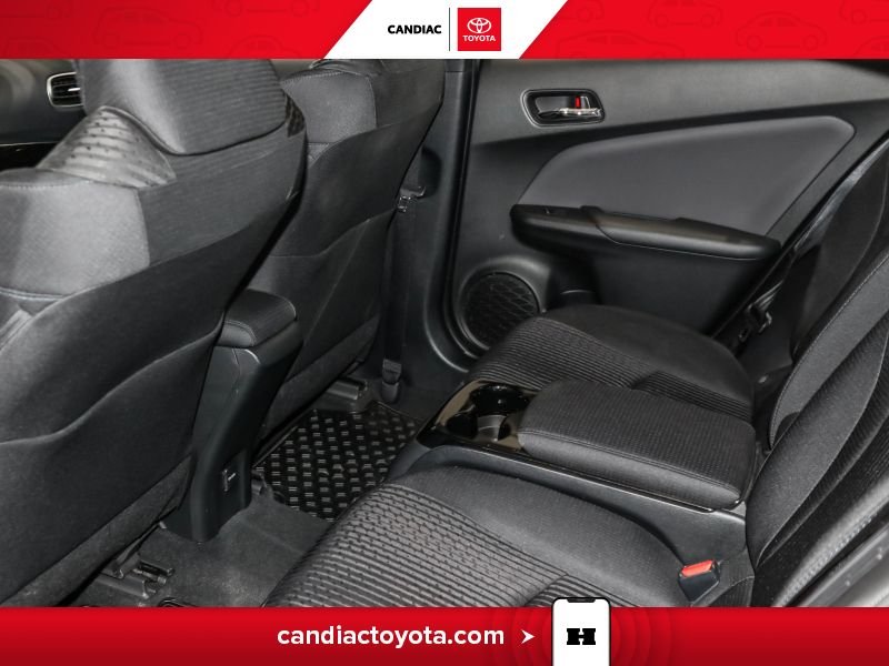 2019 Toyota Prius Red Saint-Eustache - photo #29