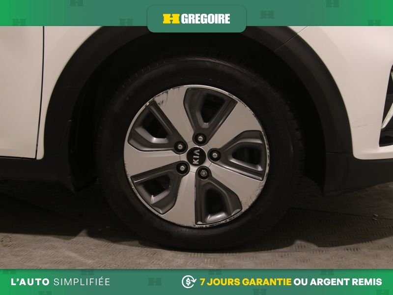 2020 Kia Niro White Saint-Eustache - photo #31