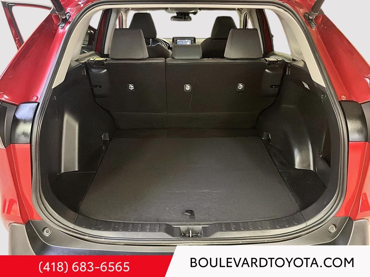 2019 Toyota RAV4 100196A-94 | XLE Red Québec - photo #20
