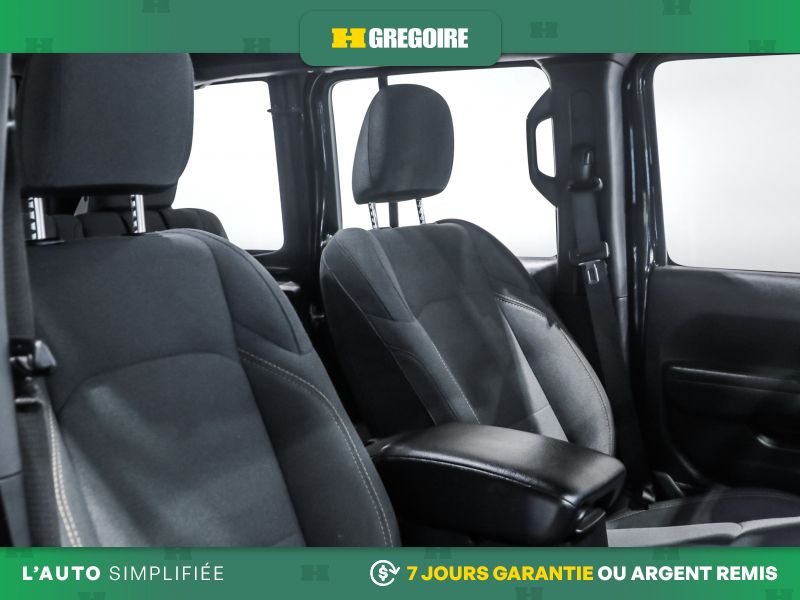 2024 Jeep Wrangler Black Saint-Eustache - photo #24