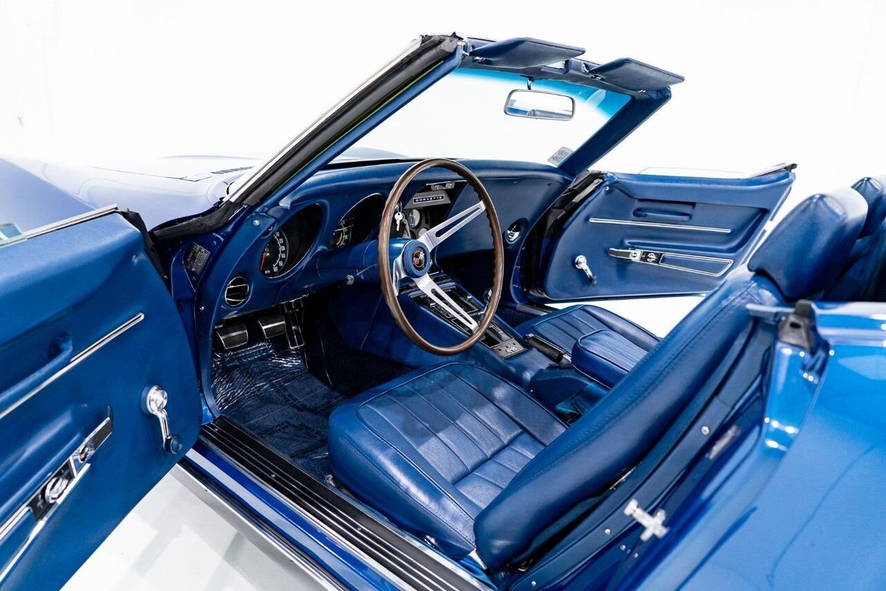 Chevrolet Corvette *PRIX EN USD* Matching numbers Top flight with extensive documentation 1968 Bleu Montréal - photo #66