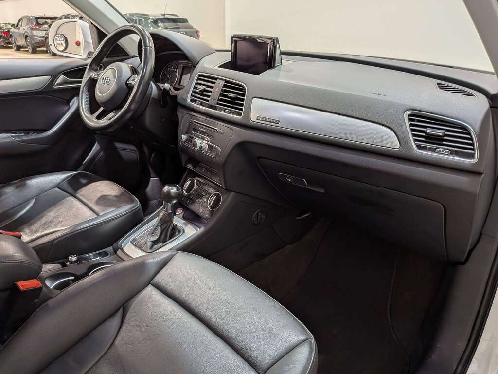 Audi Q3 2.0 TFSI quattro Progressiv Tiptronic 2018 Blanc Val-David - photo #8