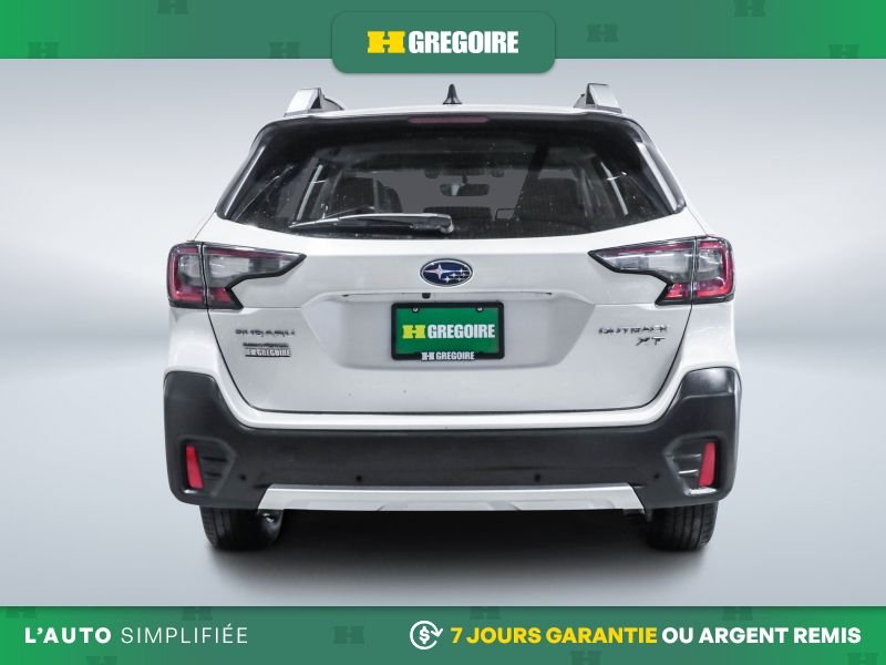 2022 Subaru Outback White Blainville - photo #7