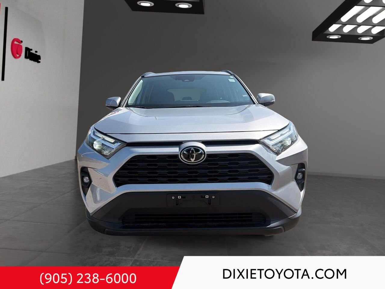 2022 Toyota RAV4 XLE PREMIUM AWD / HEATED SEATS / MOONROOF / LEATHER SURFACE / CARPLAY AND ANDROID AUTO Silver Sky Metallic Mississauga - photo #1