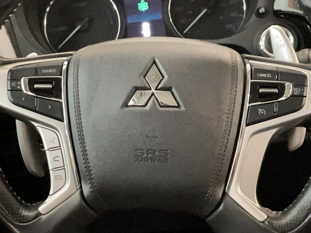 Mitsubishi OUTLANDER 2019 Noir Amos - photo #15