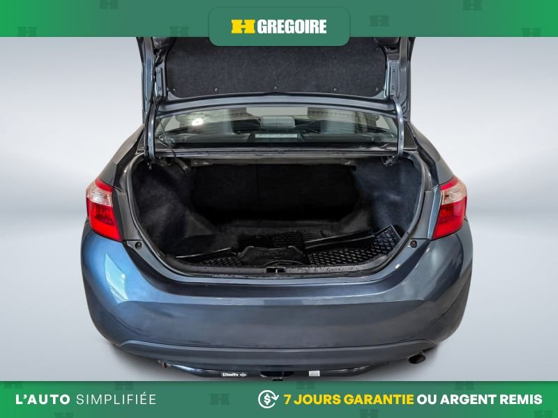 Toyota Corolla 822839 | LE * Bluetooth * Caméra * Bancs Chauffants * 2019 Gris Laval - photo #26