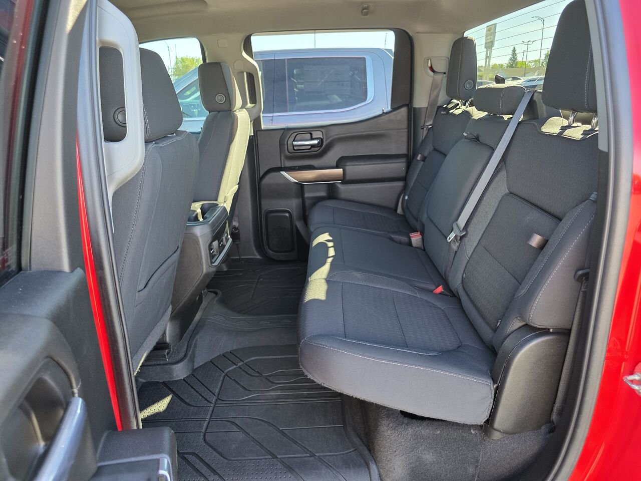 2021 Chevrolet Silverado 1500 RST Red Rouyn-Noranda - photo #14