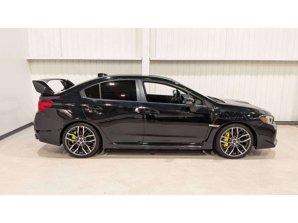 Subaru WRX STI Sport-tech Manual w/Wing Spoiler 2019 Noir Val-David - photo #7