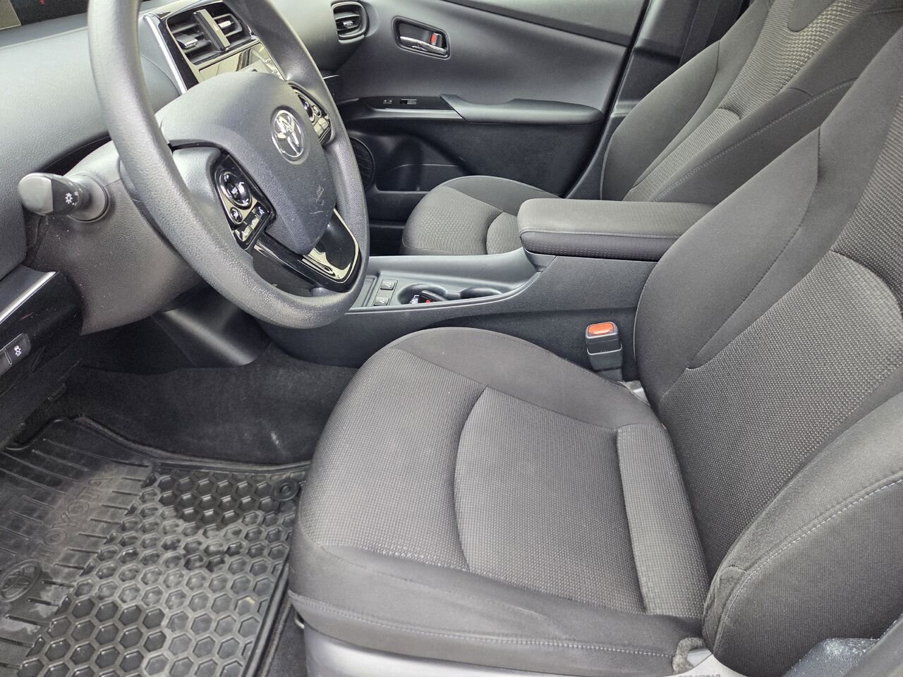Toyota PRIUS 2020 Blanc Mont-Laurier - photo #8