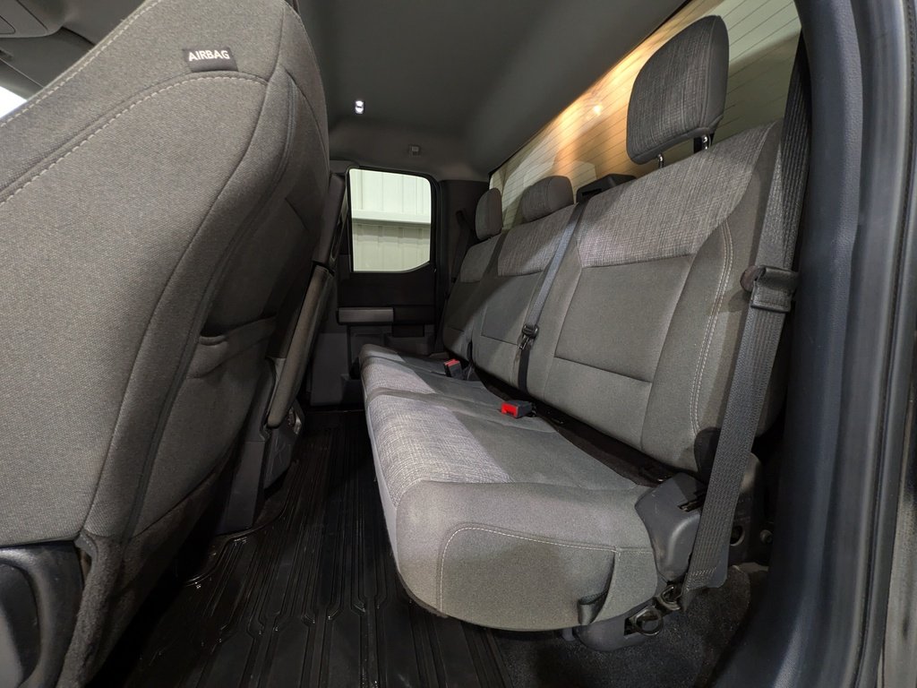 Ford F-150 XLT 4WD SuperCab 6.5' Box 2022 Noir Val-David - photo #10